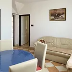Magyar Apartmanhazak I-iii. Apartment Zalakaros