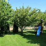 Magyar Apartmanhazak I-iii. * Zalakaros