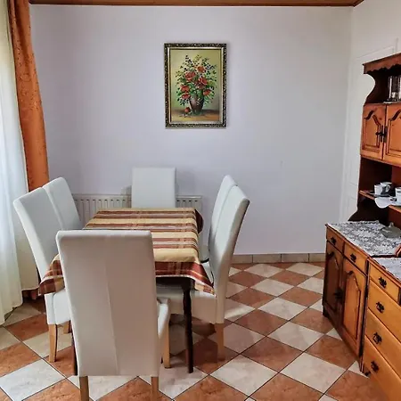 Apartment Magyar Apartmanhazak I-iii. *