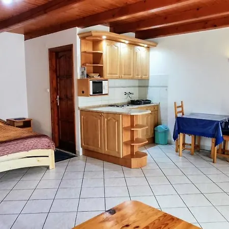 Magyar Apartmanhazak I-iii. Apartament Zalakaros