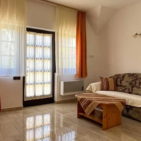 Apartment Magyar Apartmanhazak I-iii. Zalakaros