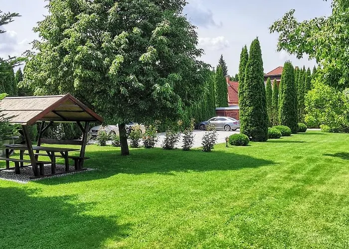 Magyar Apartmanhazak I-iii. Διαμέρισμα