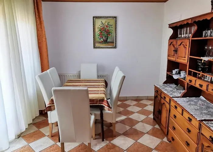 Apartman Magyar I-iii. *