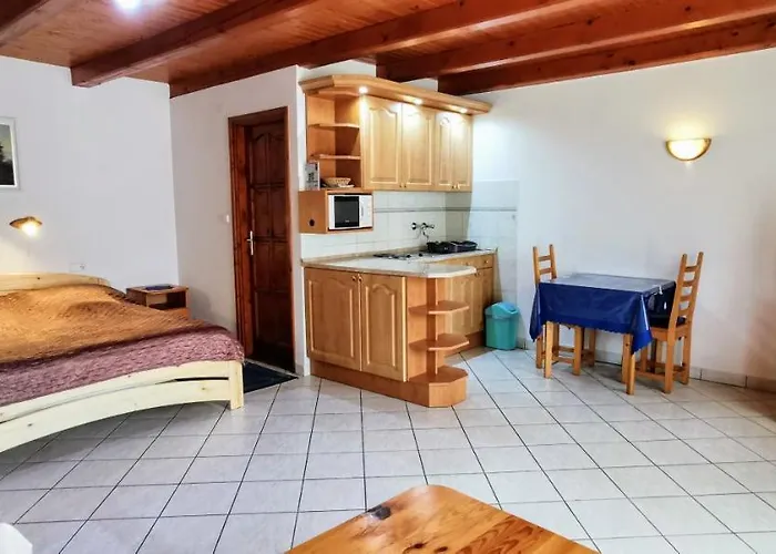 Magyar Apartmanhazak I-iii. Apartament Zalakaros