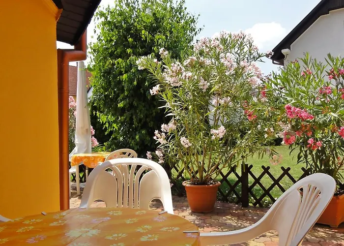 Magyar I-iii. Apartman *